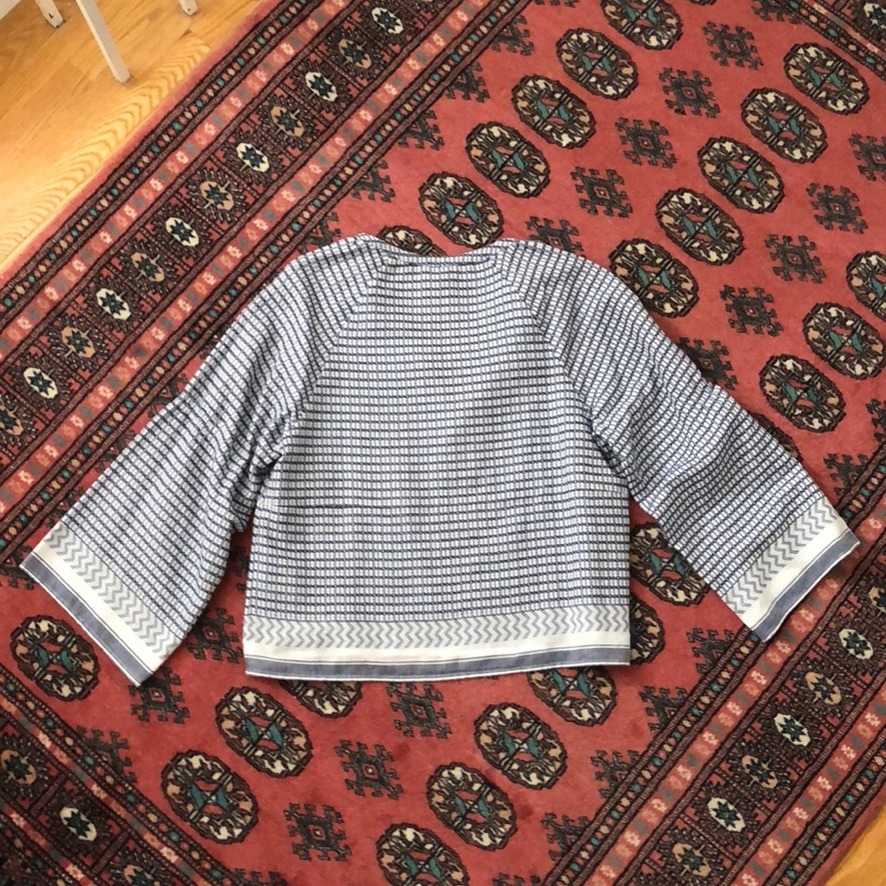 Club Monaco Sheelya Split Neck Top - Picture 10 of 11